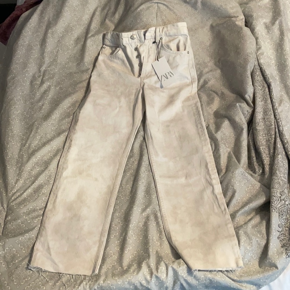 Zara Mom Jeans - high waisted